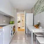 New Amara Friends & Families 圣塞瓦斯蒂安