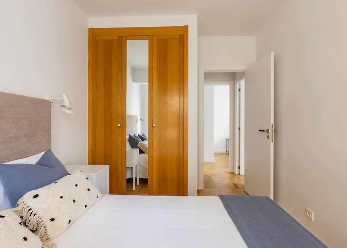 New Amara Friends & Families Parking Apartment *