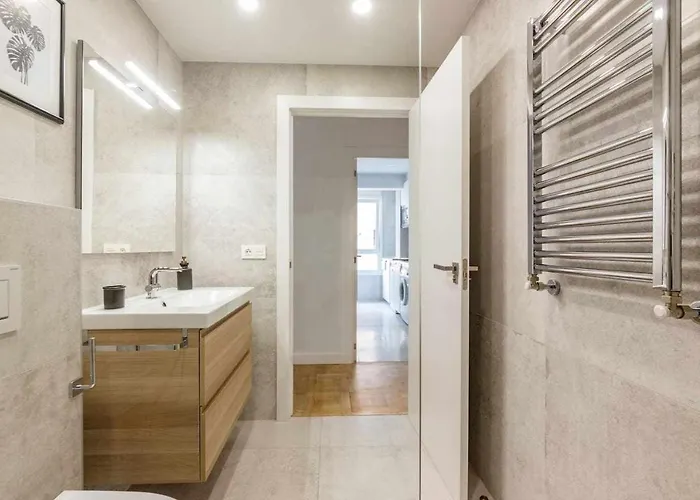 New Amara Friends & Families Parking 圣塞瓦斯蒂安